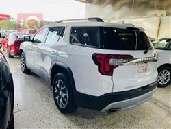 GMC Acadia